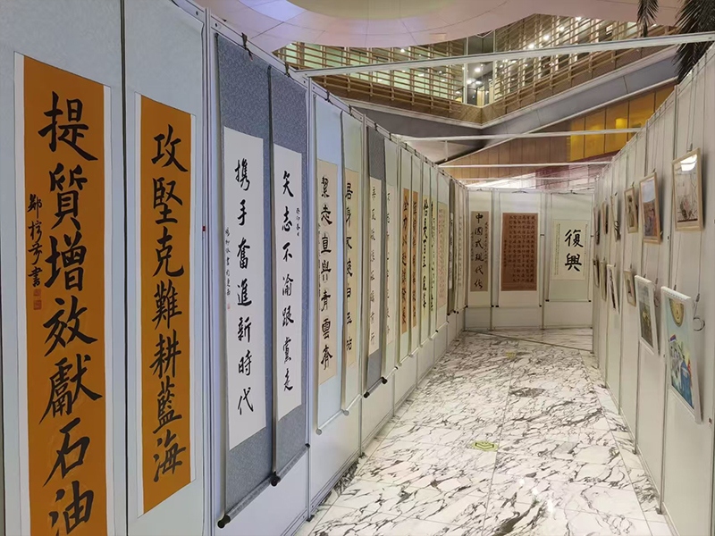 字画展板出租对于艺术展览的重要性