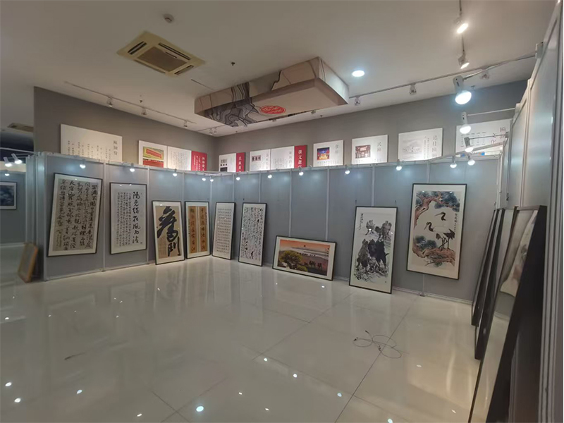 字画展板出租服务：为您的艺术展览提供完美展示平台